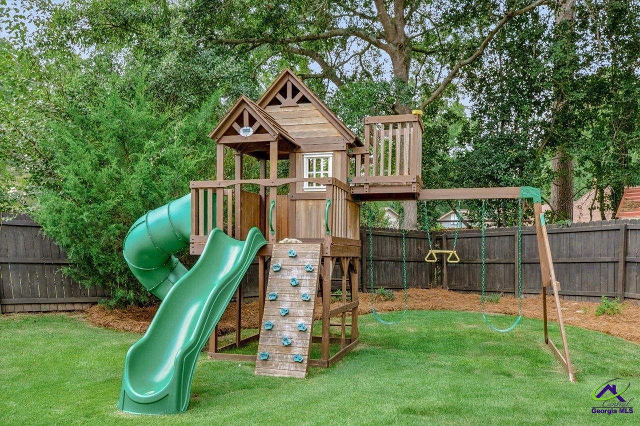 2021 Laurel Drive