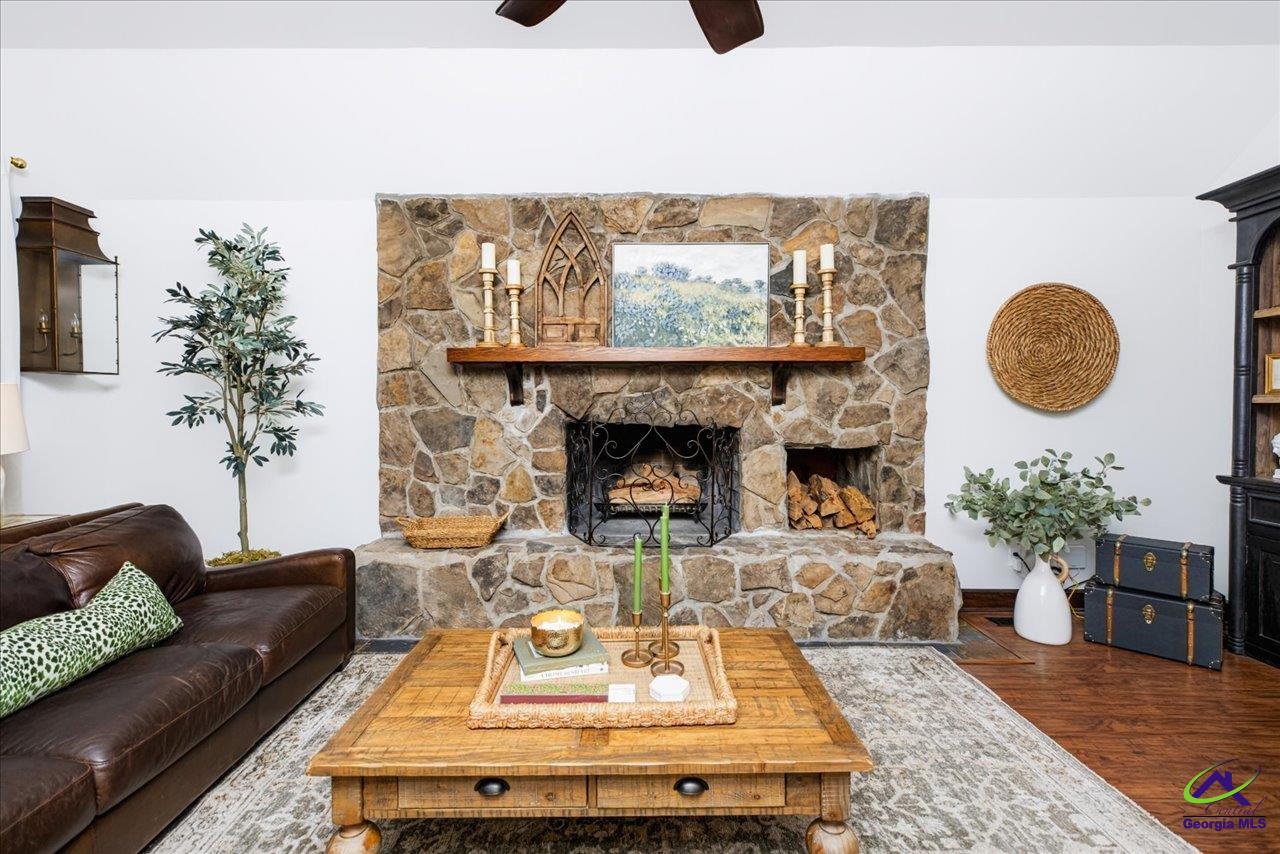 2021 Laurel Drive