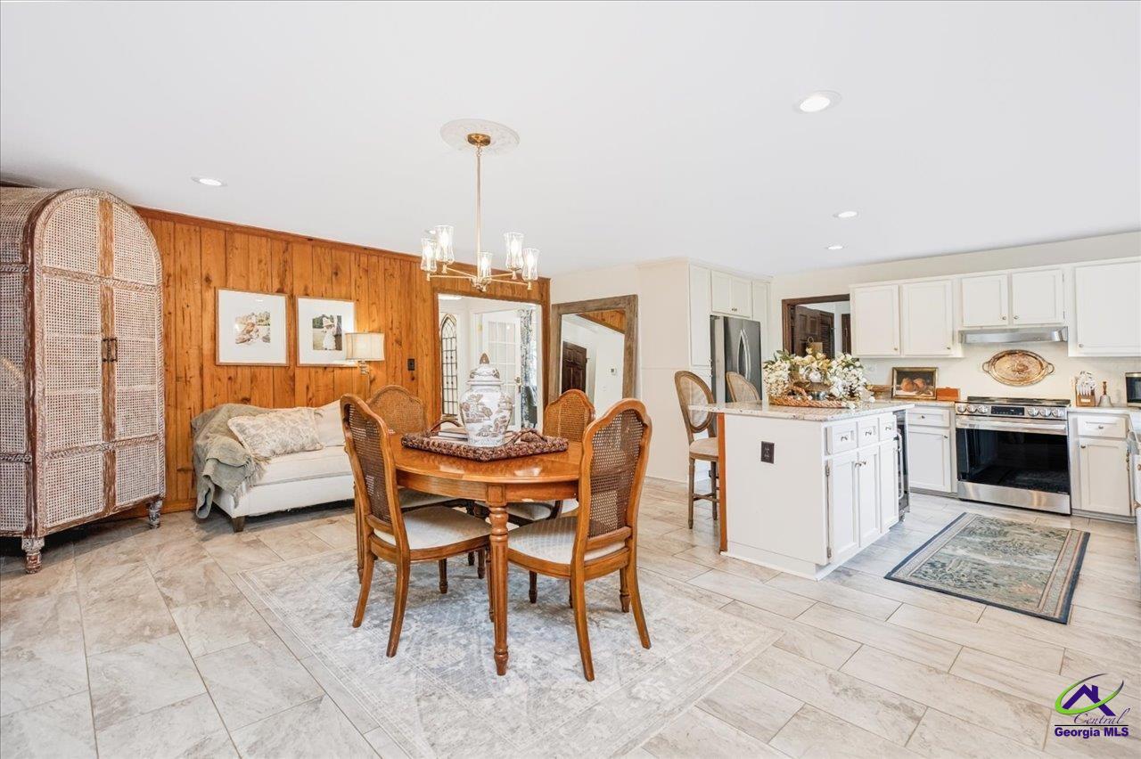 2021 Laurel Drive