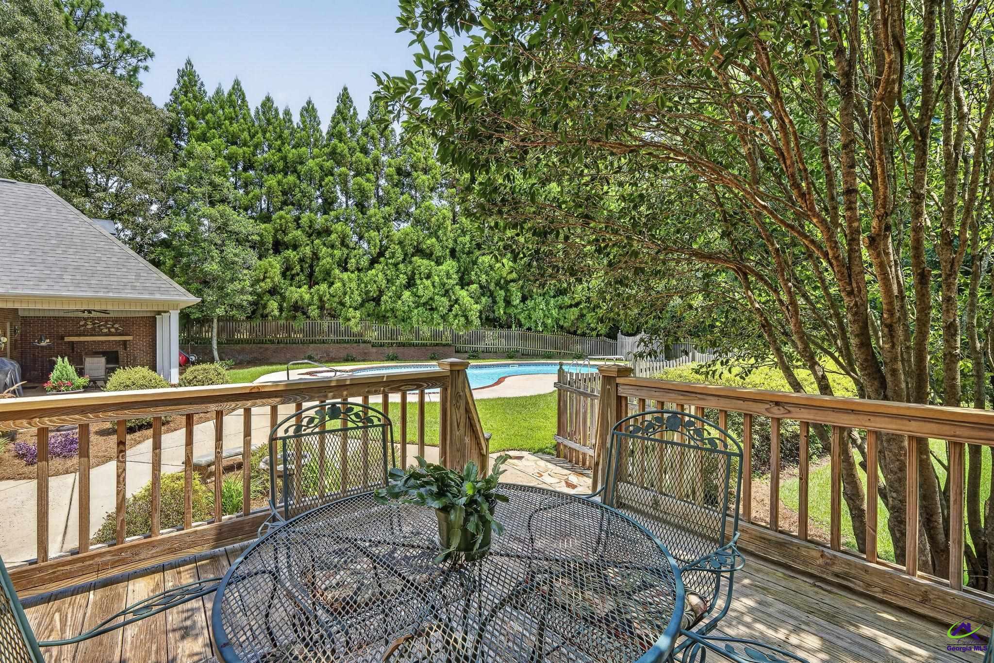 206 Briarmoor Drive
