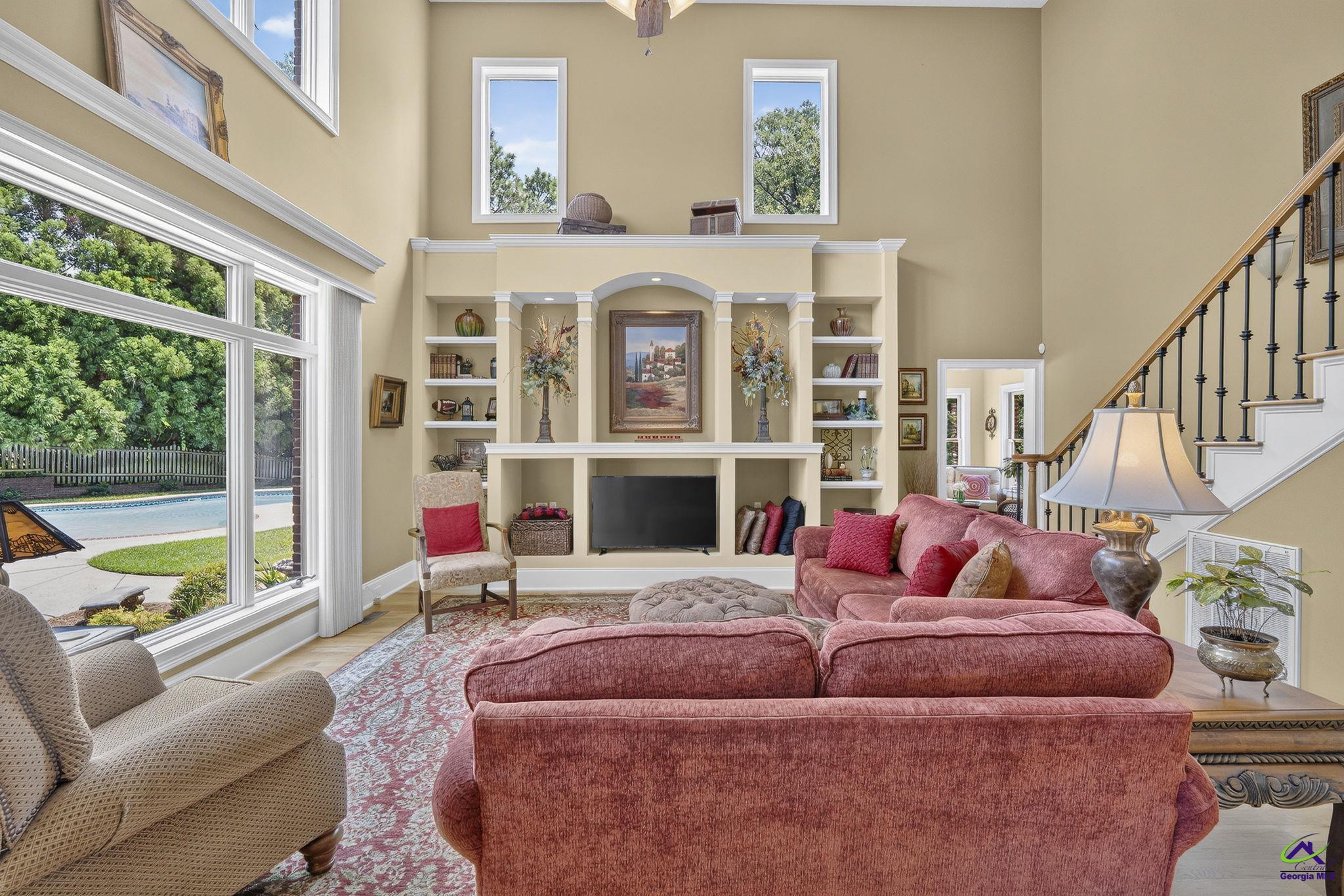 206 Briarmoor Drive