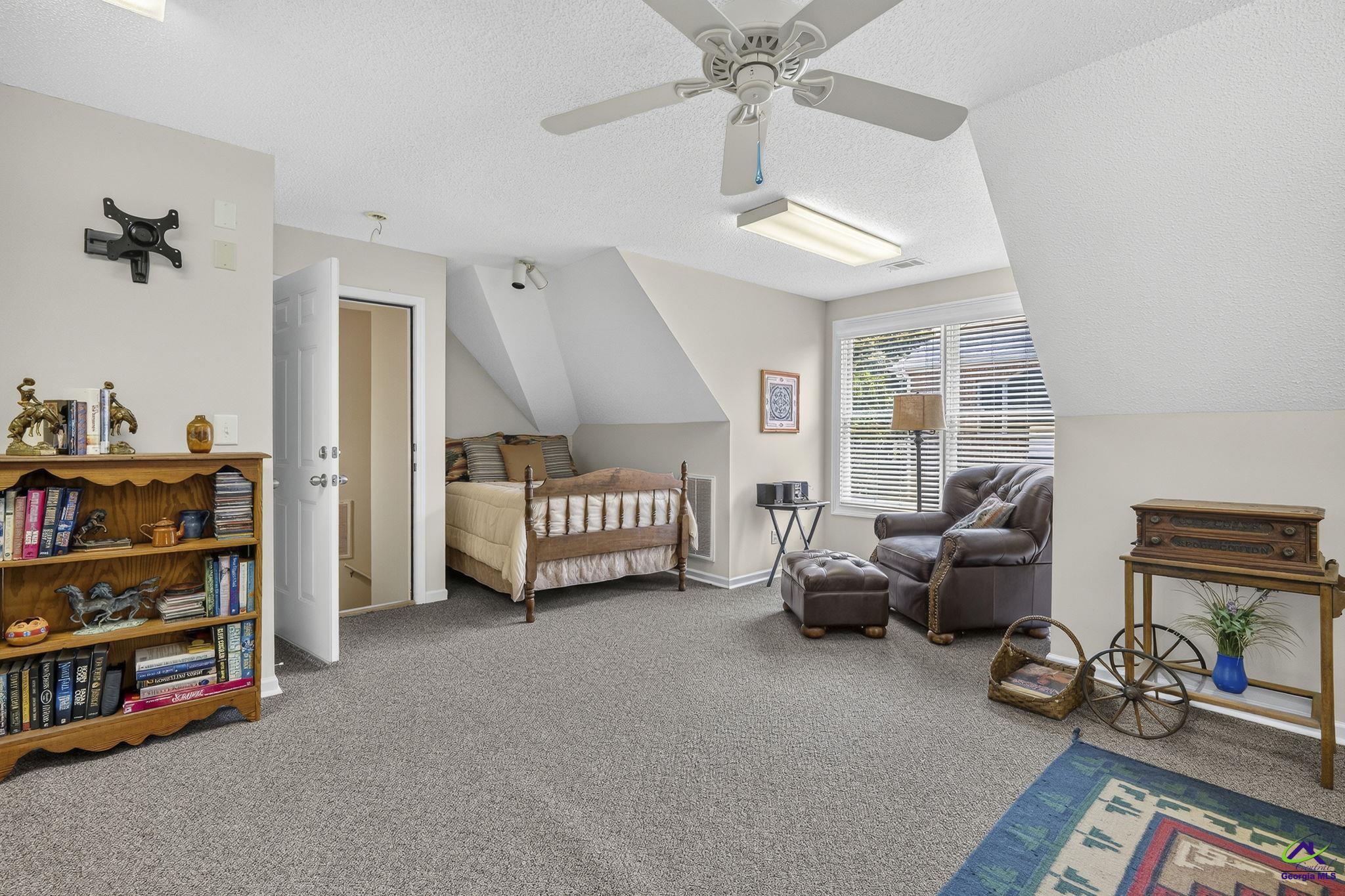 206 Briarmoor Drive