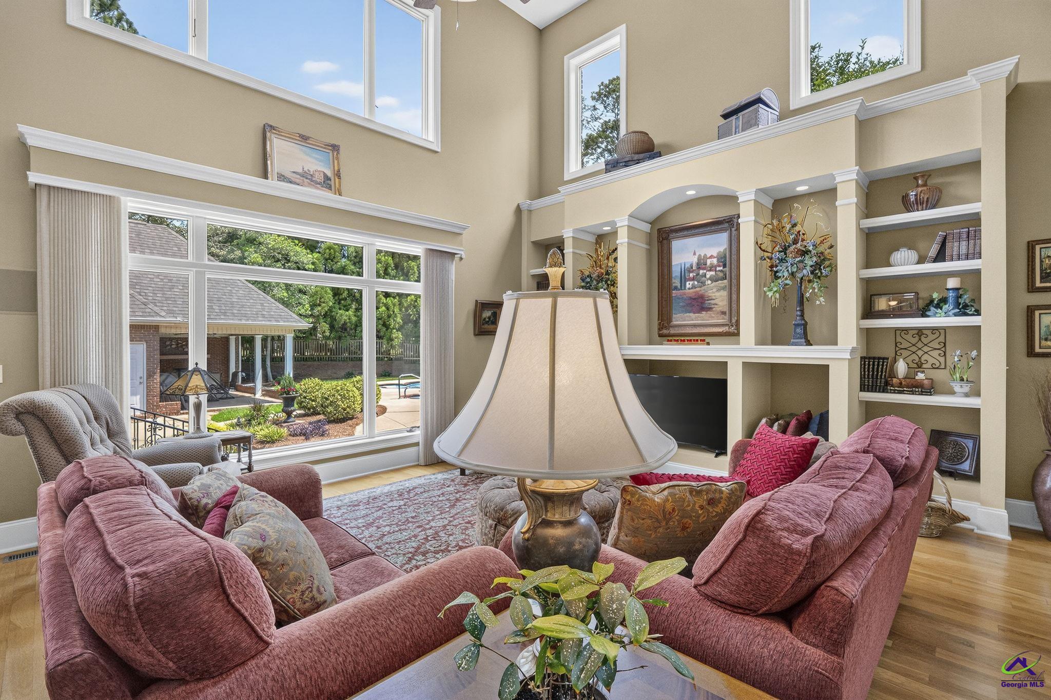 206 Briarmoor Drive