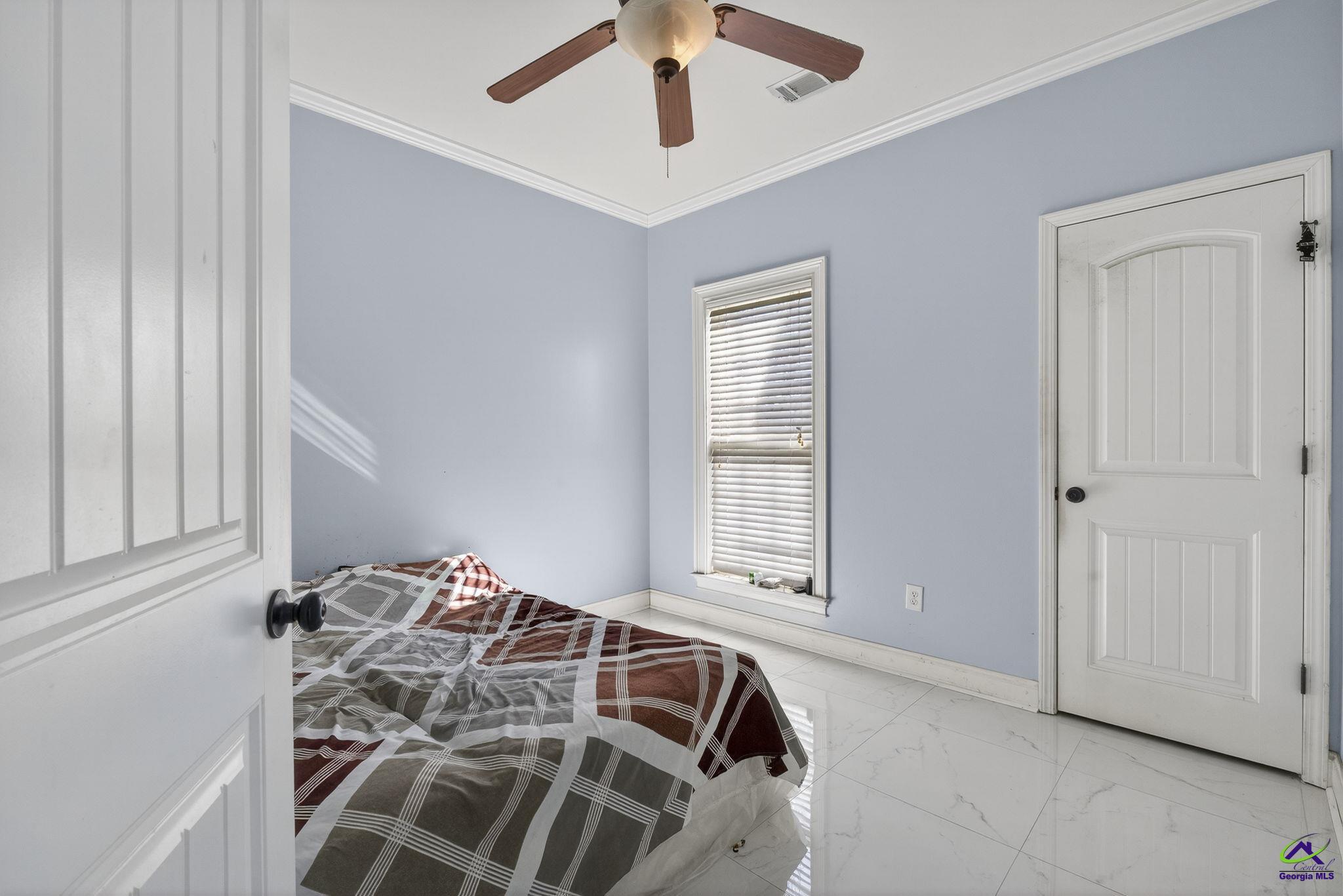 304 Montview Way