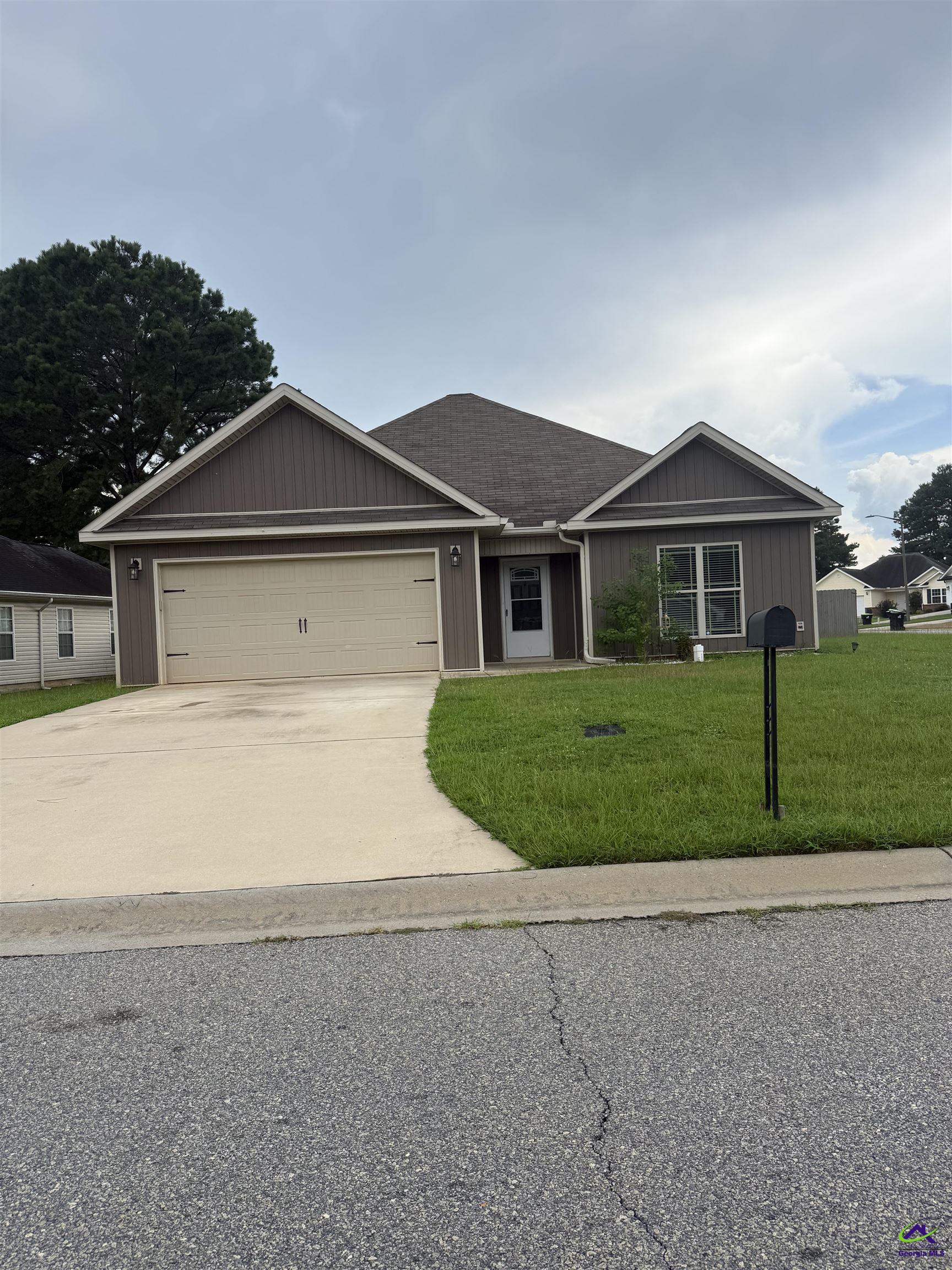 100 Weston Cove
