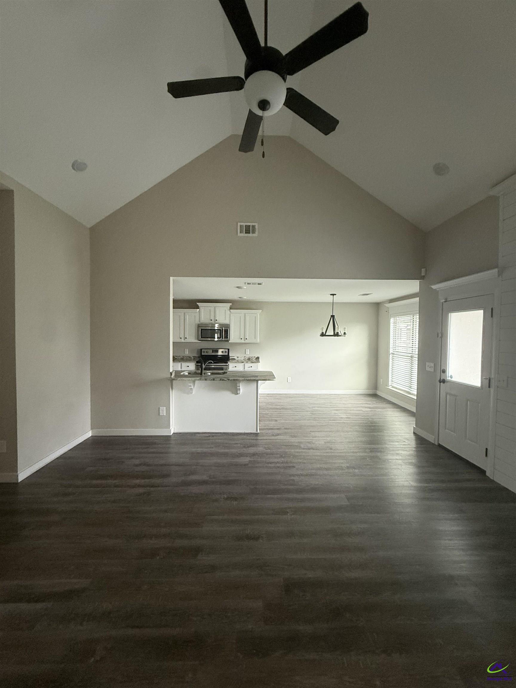 100 Weston Cove