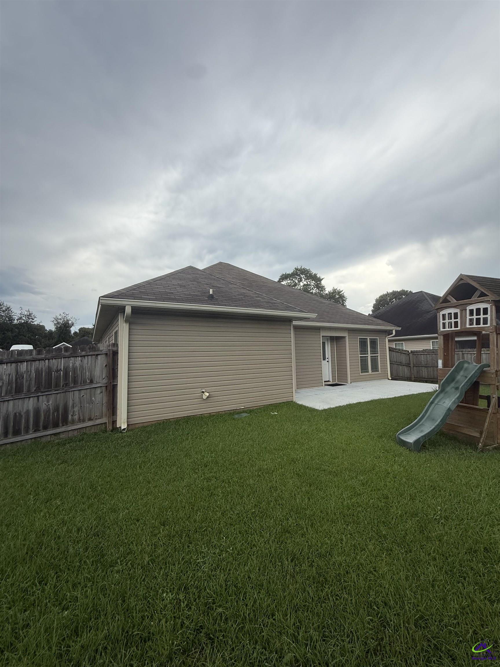 100 Weston Cove