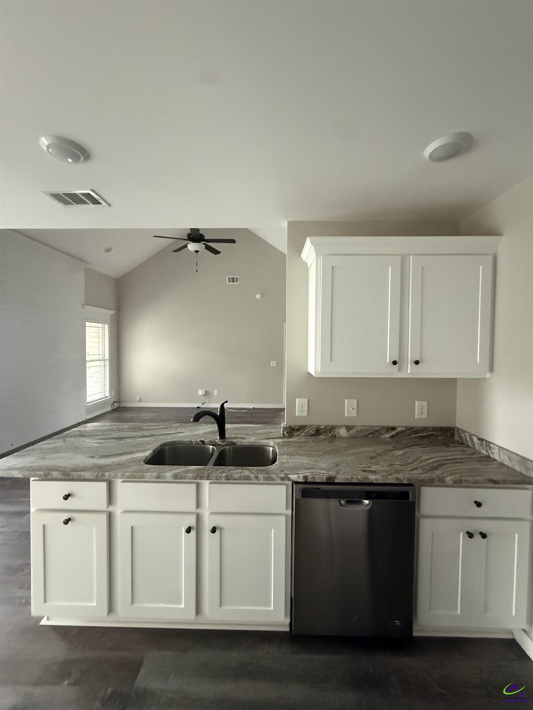 100 Weston Cove