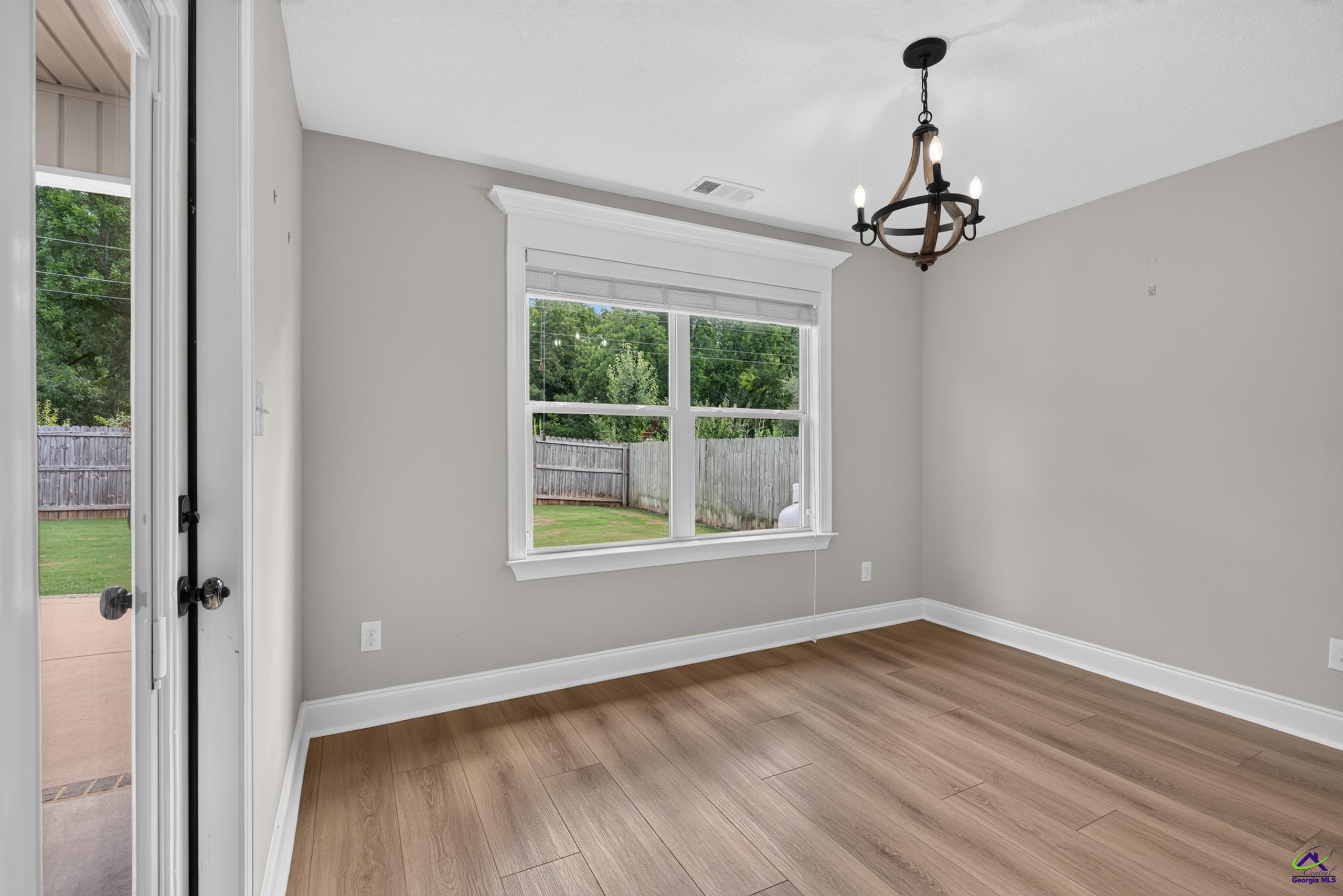 410 Avington Chase