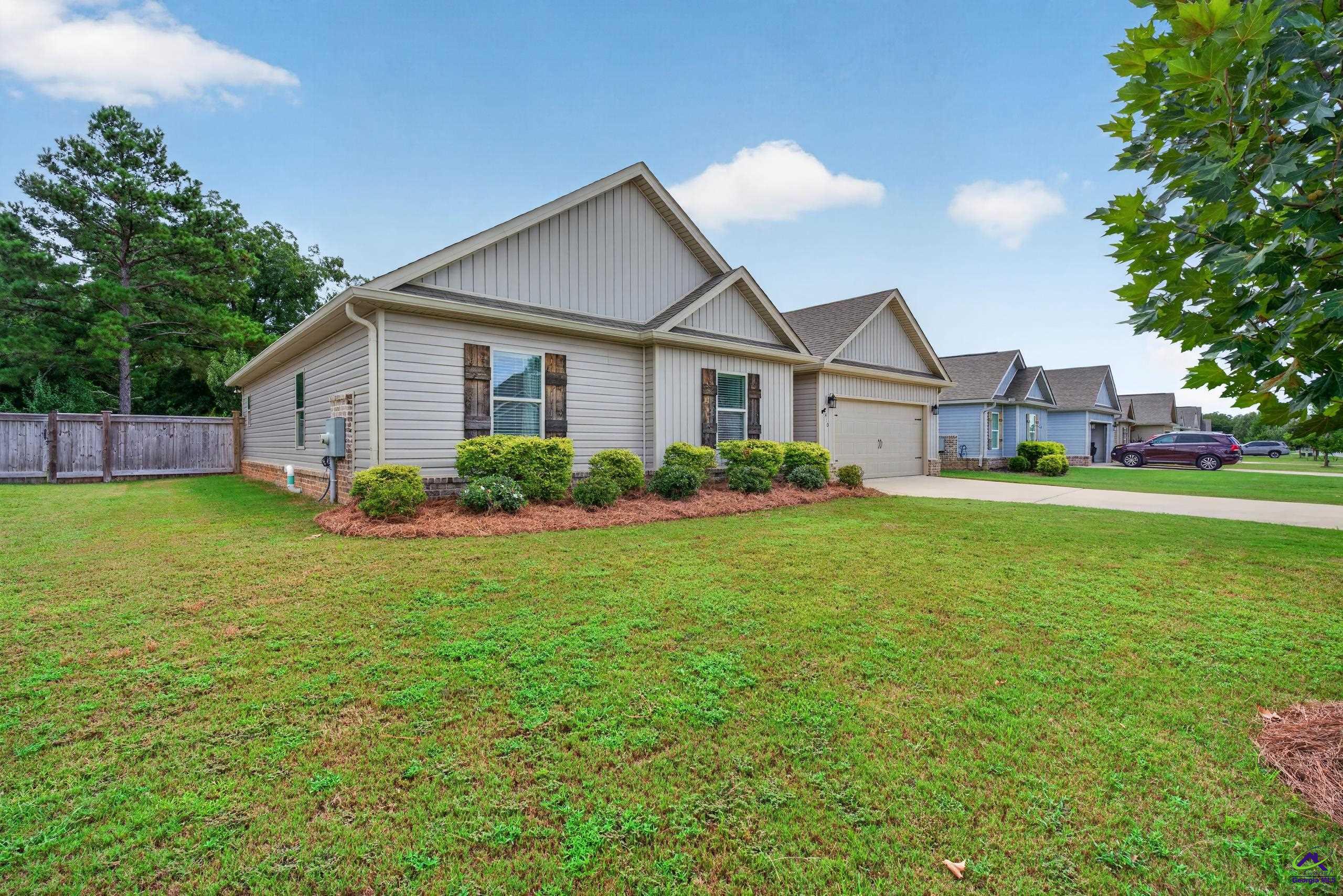 410 Avington Chase
