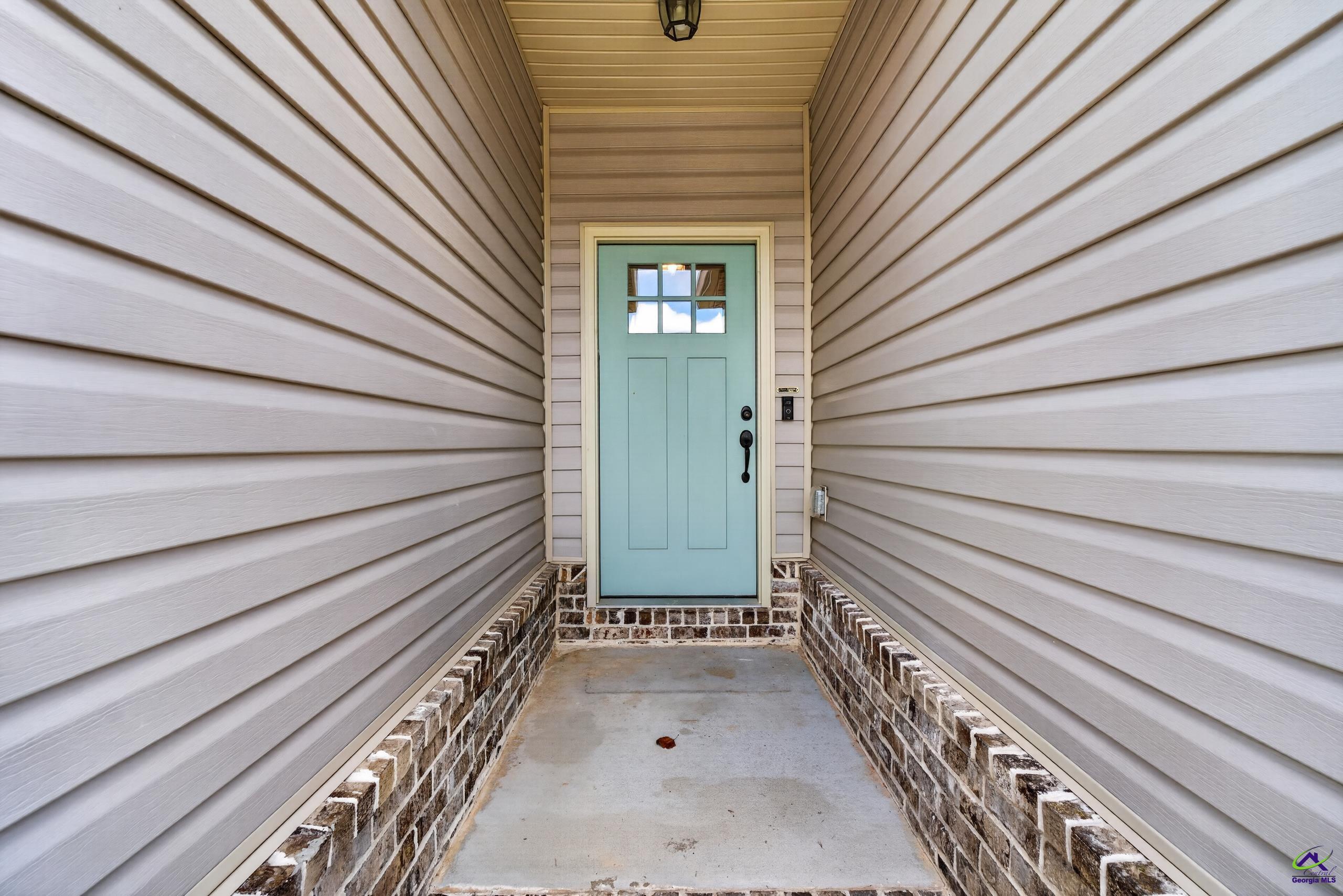 410 Avington Chase