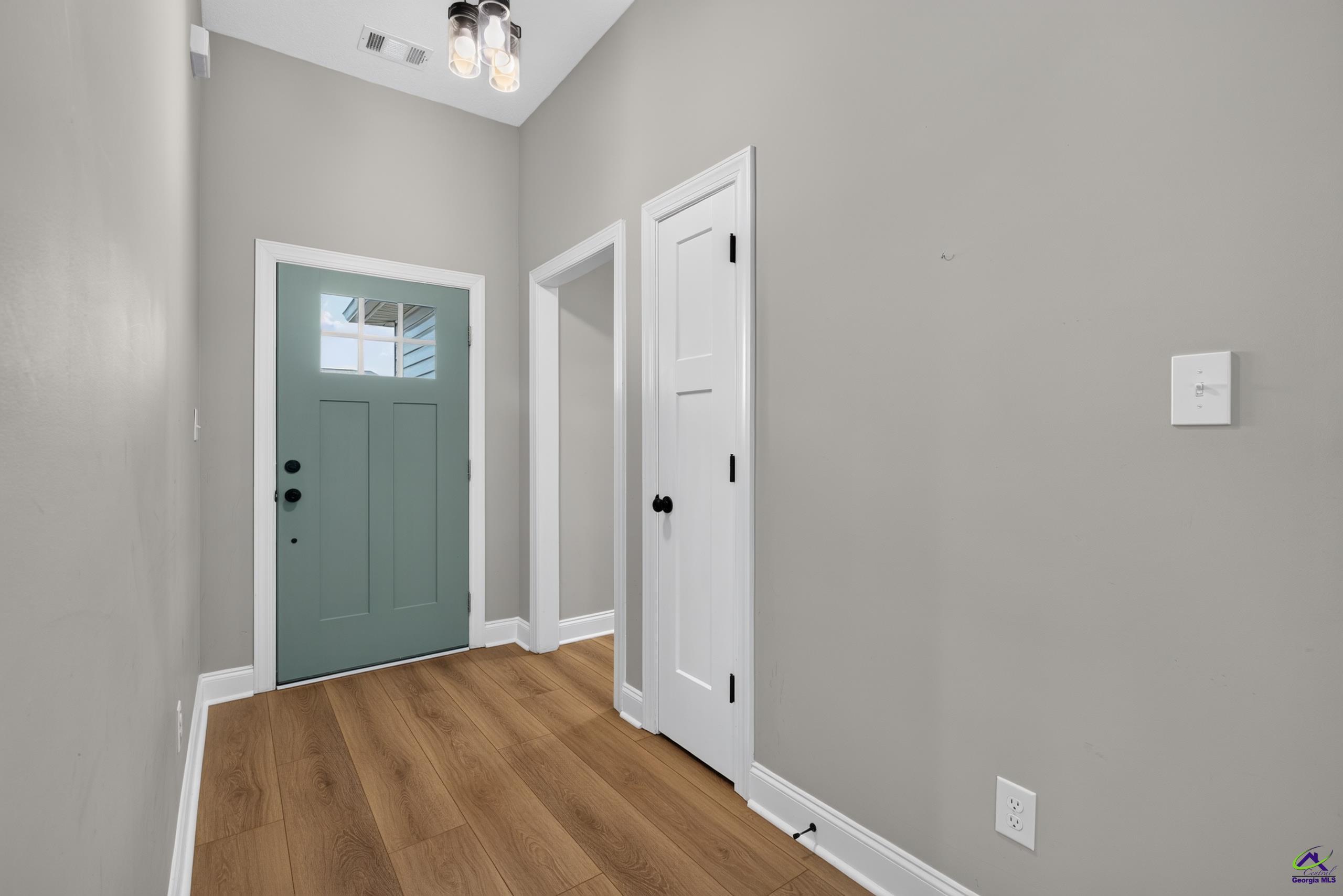 410 Avington Chase