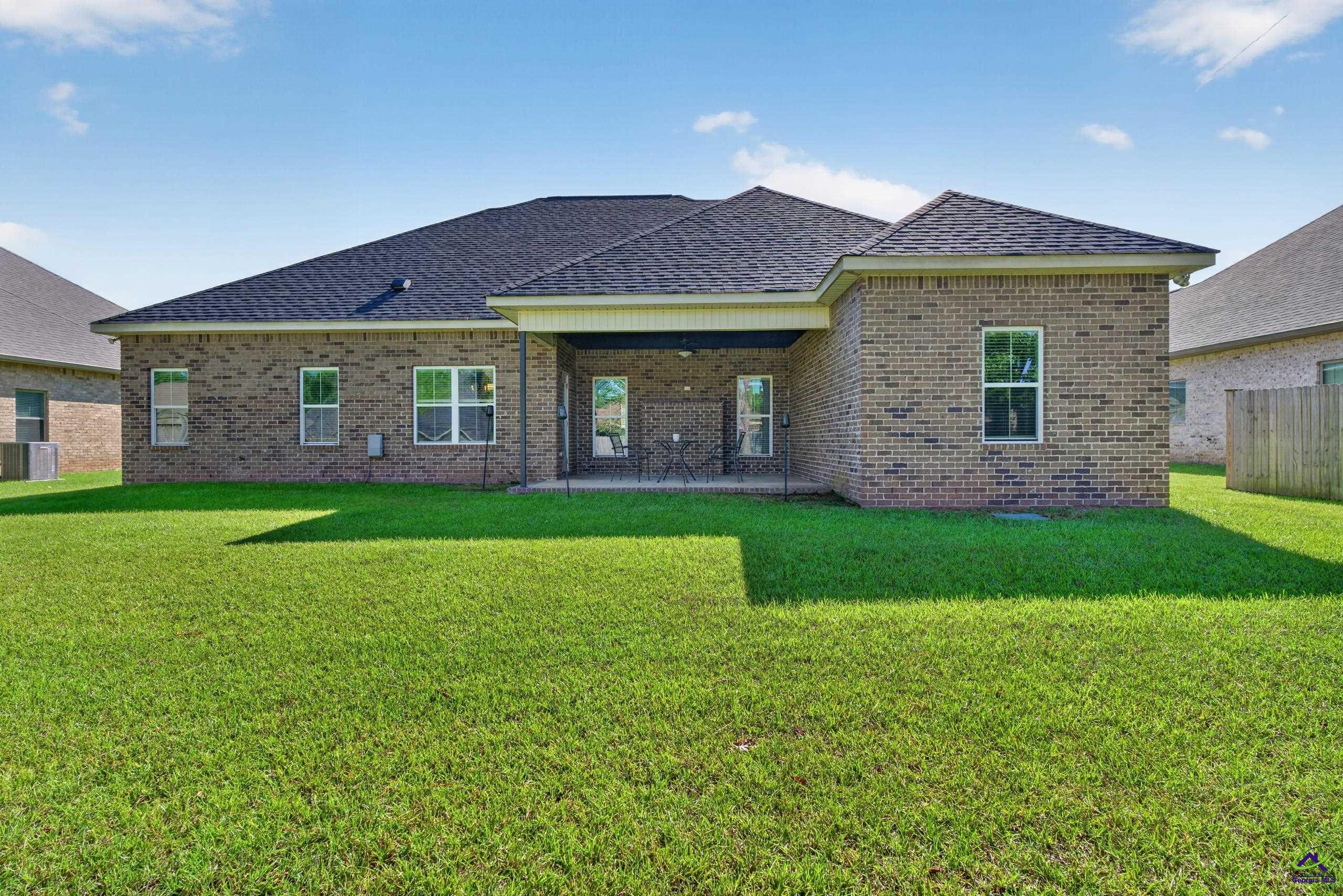 114 Gracetree Way