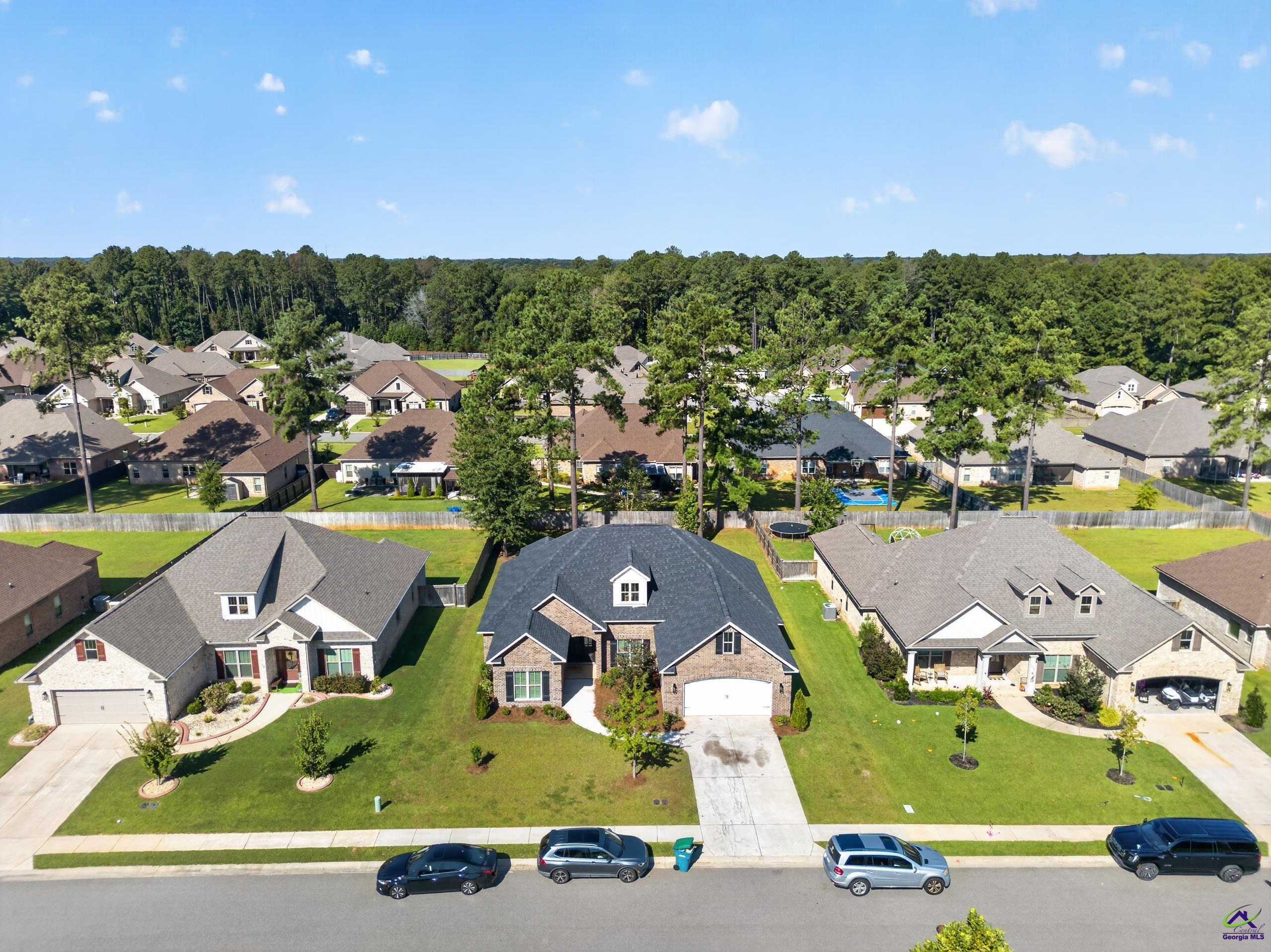 114 Gracetree Way
