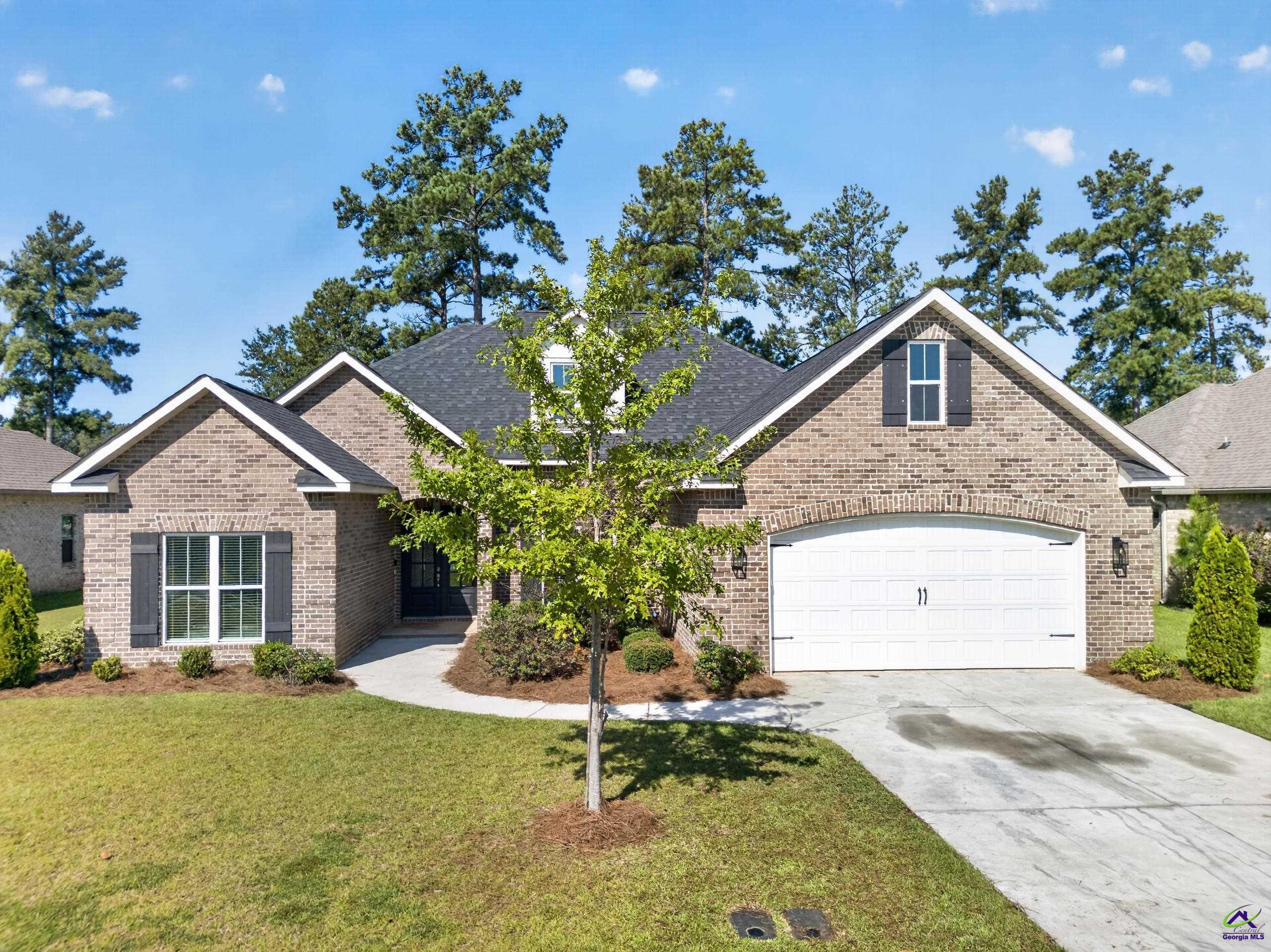 114 Gracetree Way Kathleen GA