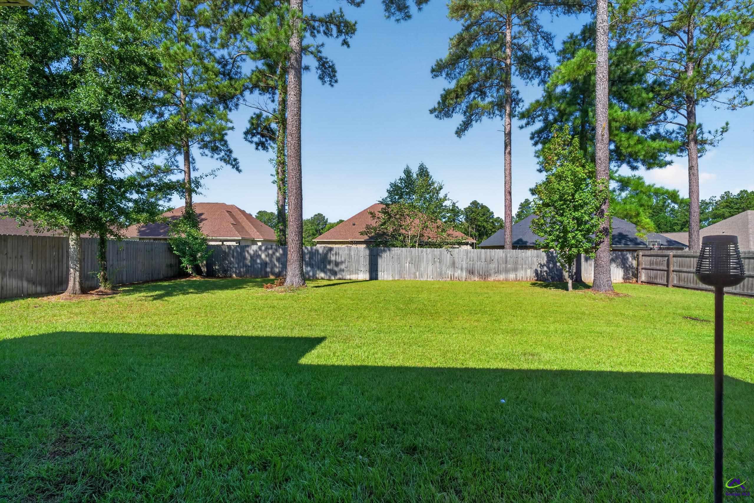 114 Gracetree Way