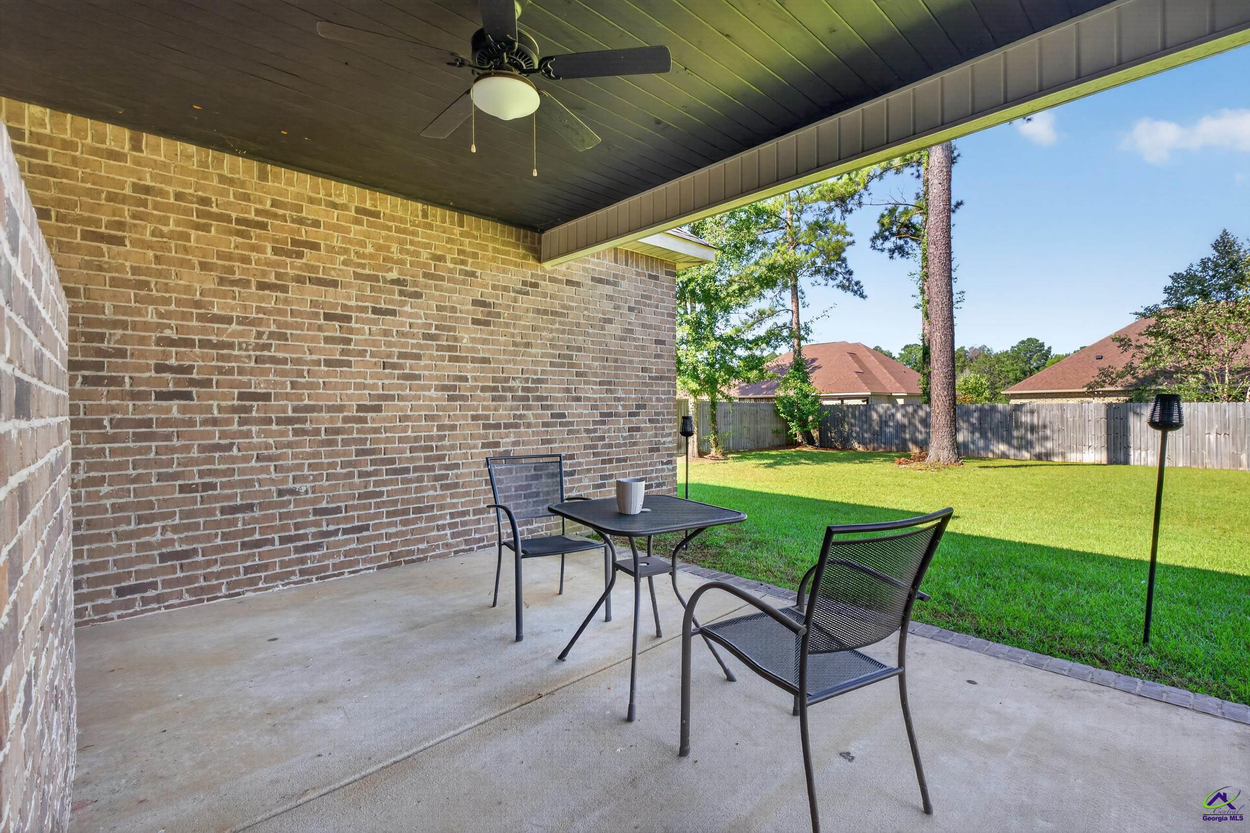 114 Gracetree Way
