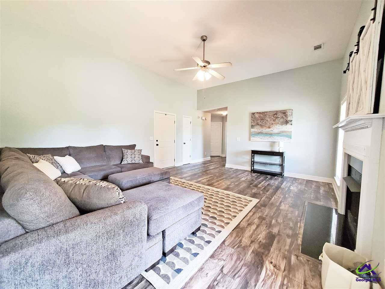 207 Sugarloaf Parkway