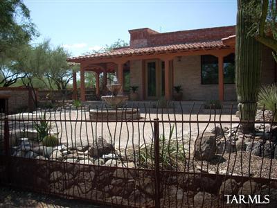 3005 E Cerrada Los Palitos