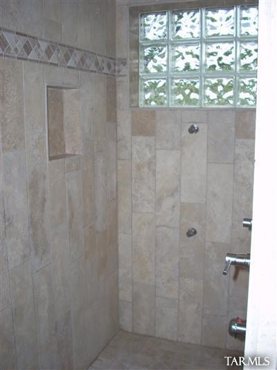 3005 E Cerrada Los Palitos