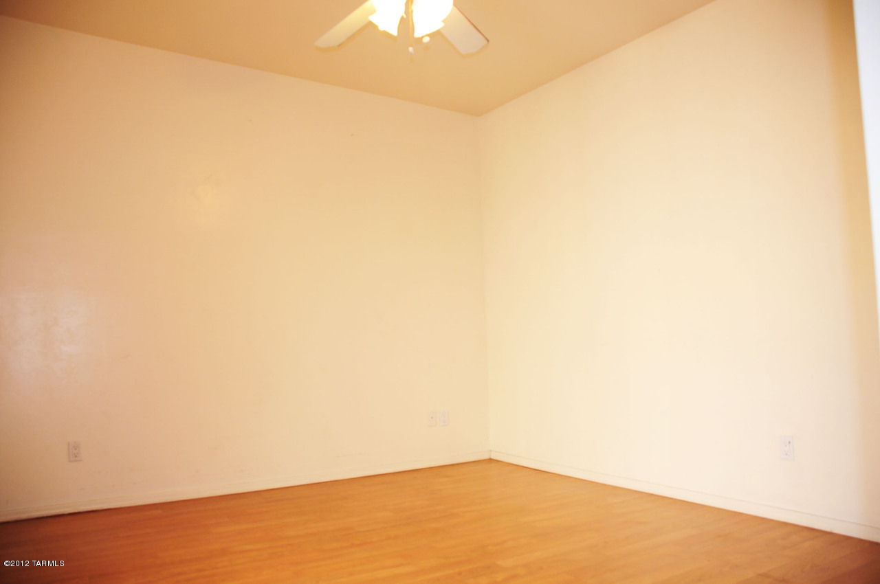 1767 N San Carlos Loop