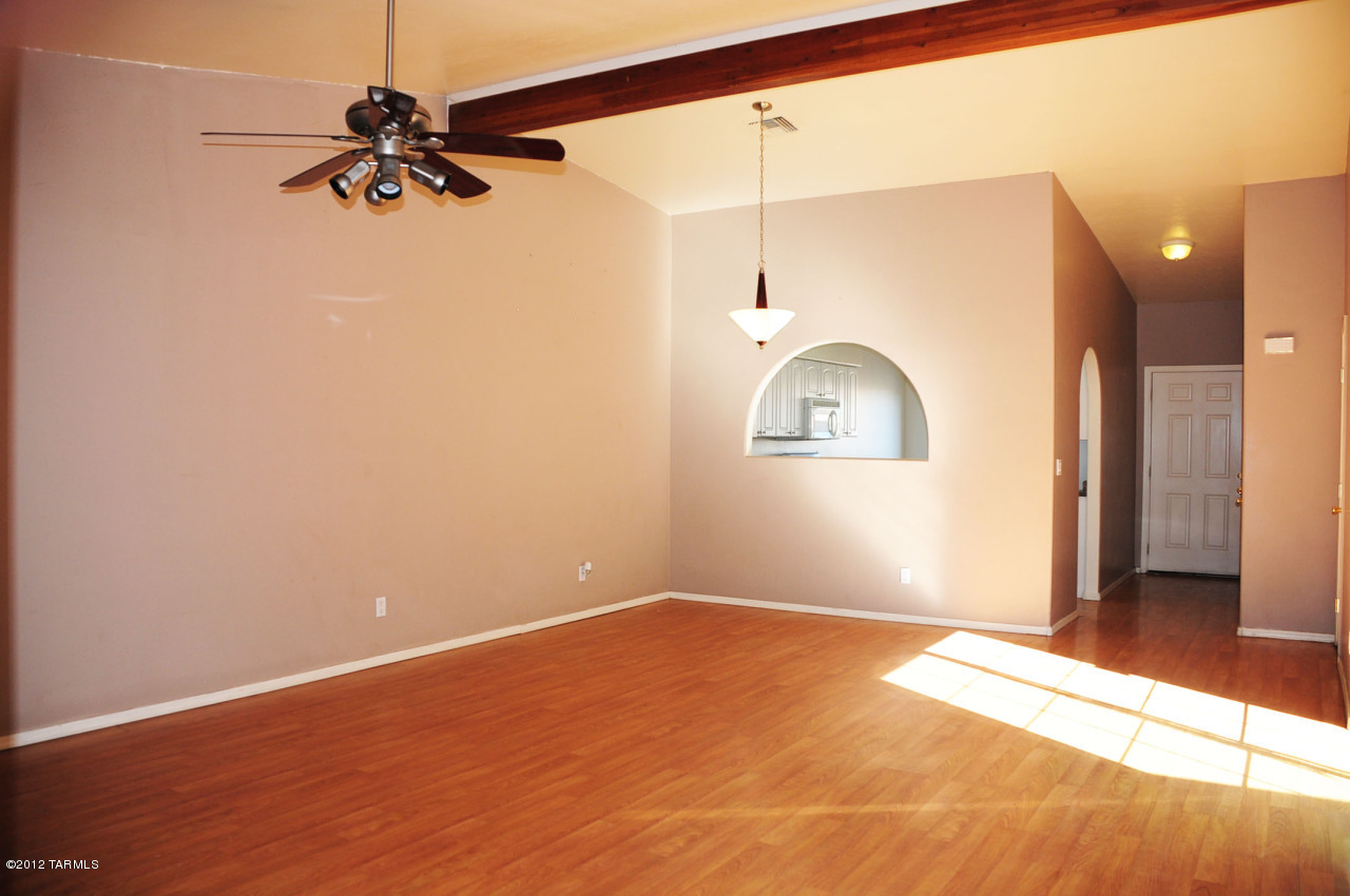 1767 N San Carlos Loop