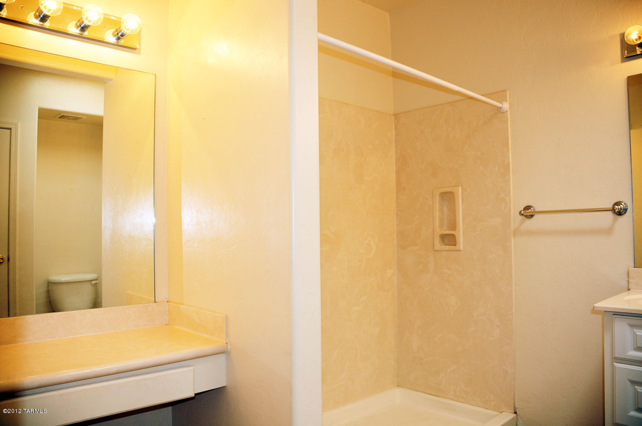 1767 N San Carlos Loop