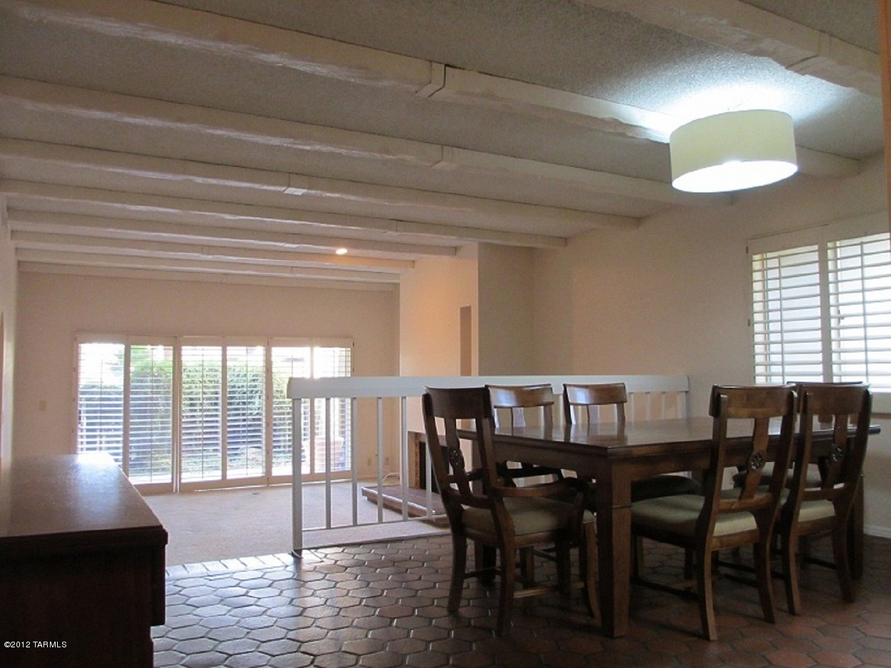 450 N Dodge Boulevard