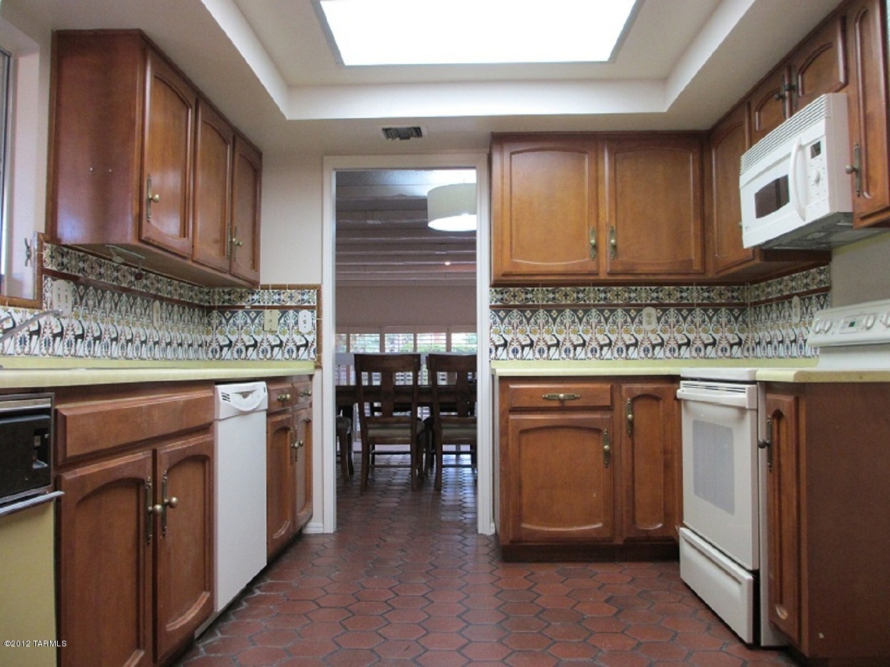 450 N Dodge Boulevard