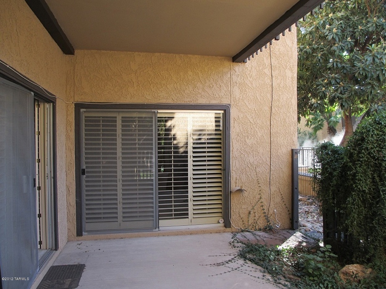 450 N Dodge Boulevard