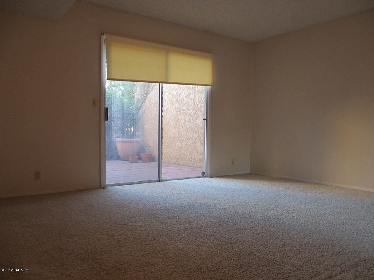 450 N Dodge Boulevard