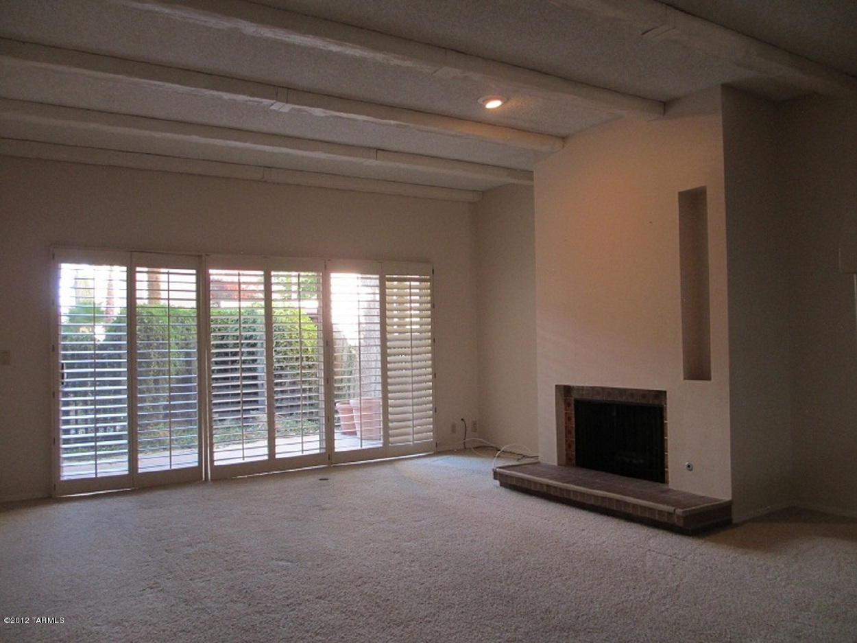 450 N Dodge Boulevard