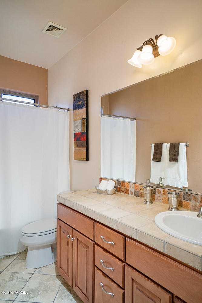 4857 N Louis River Way