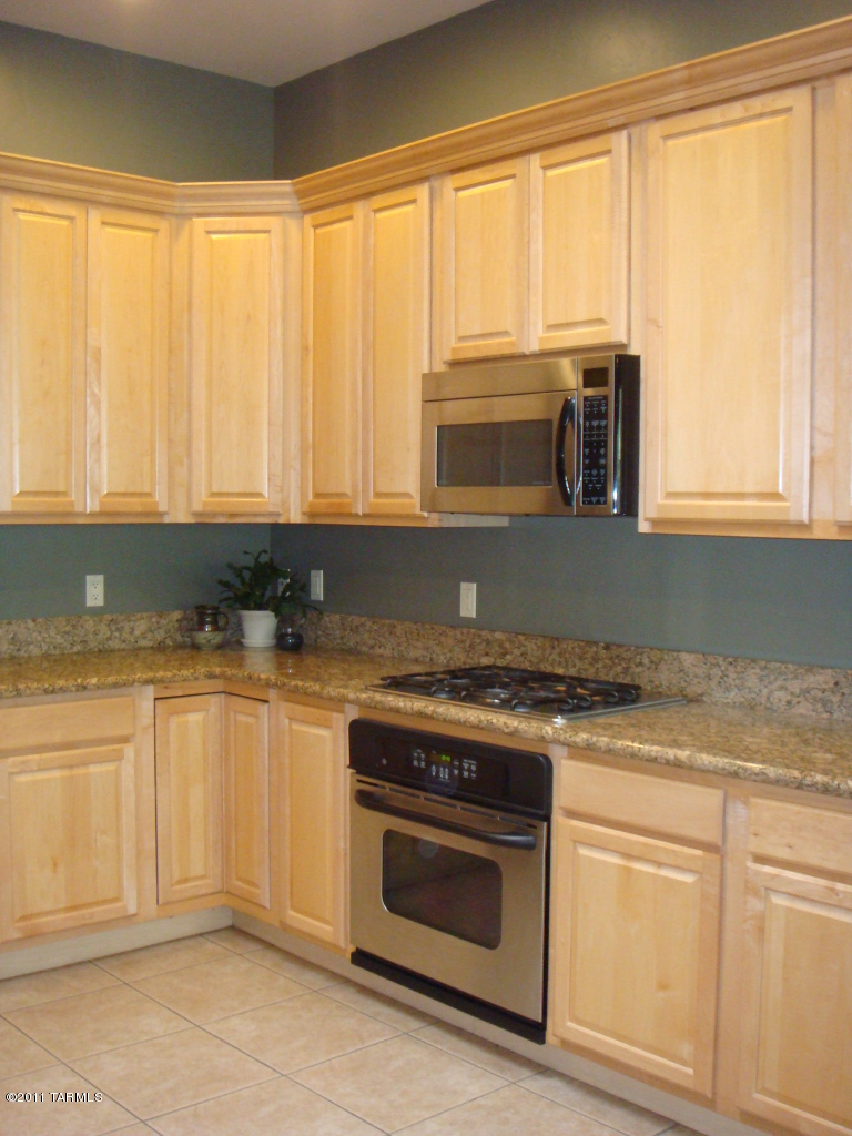 6147 N Placita Manantial La Paloma