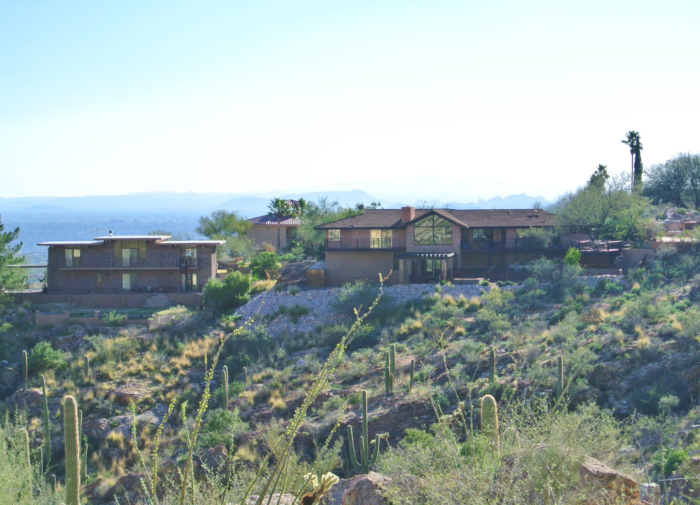 4151 E La Paloma Drive