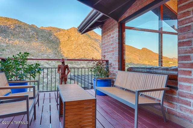4151 E La Paloma Drive