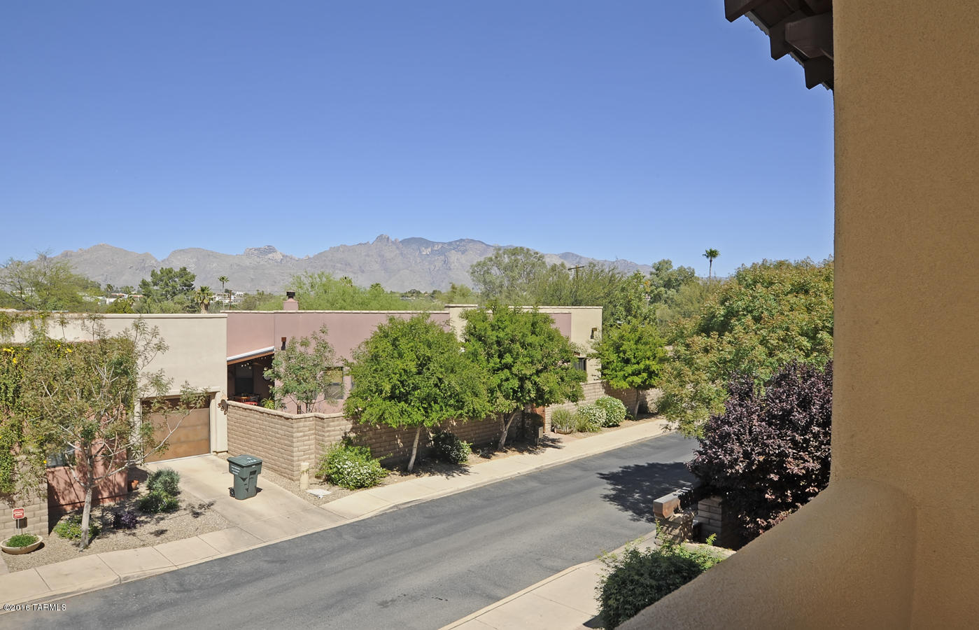 384 E Cedarvale Road