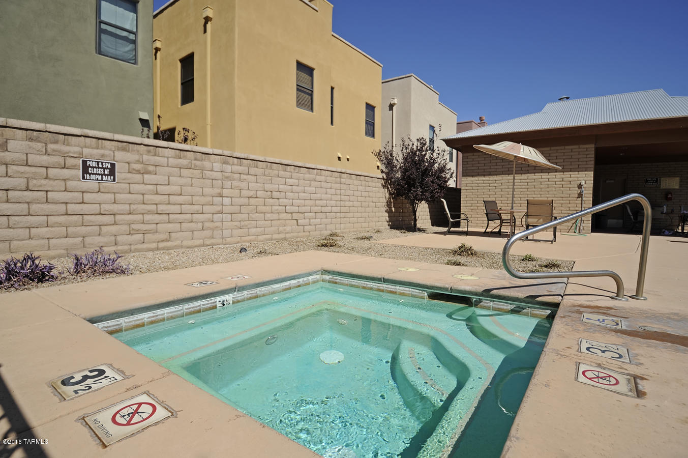 384 E Cedarvale Road