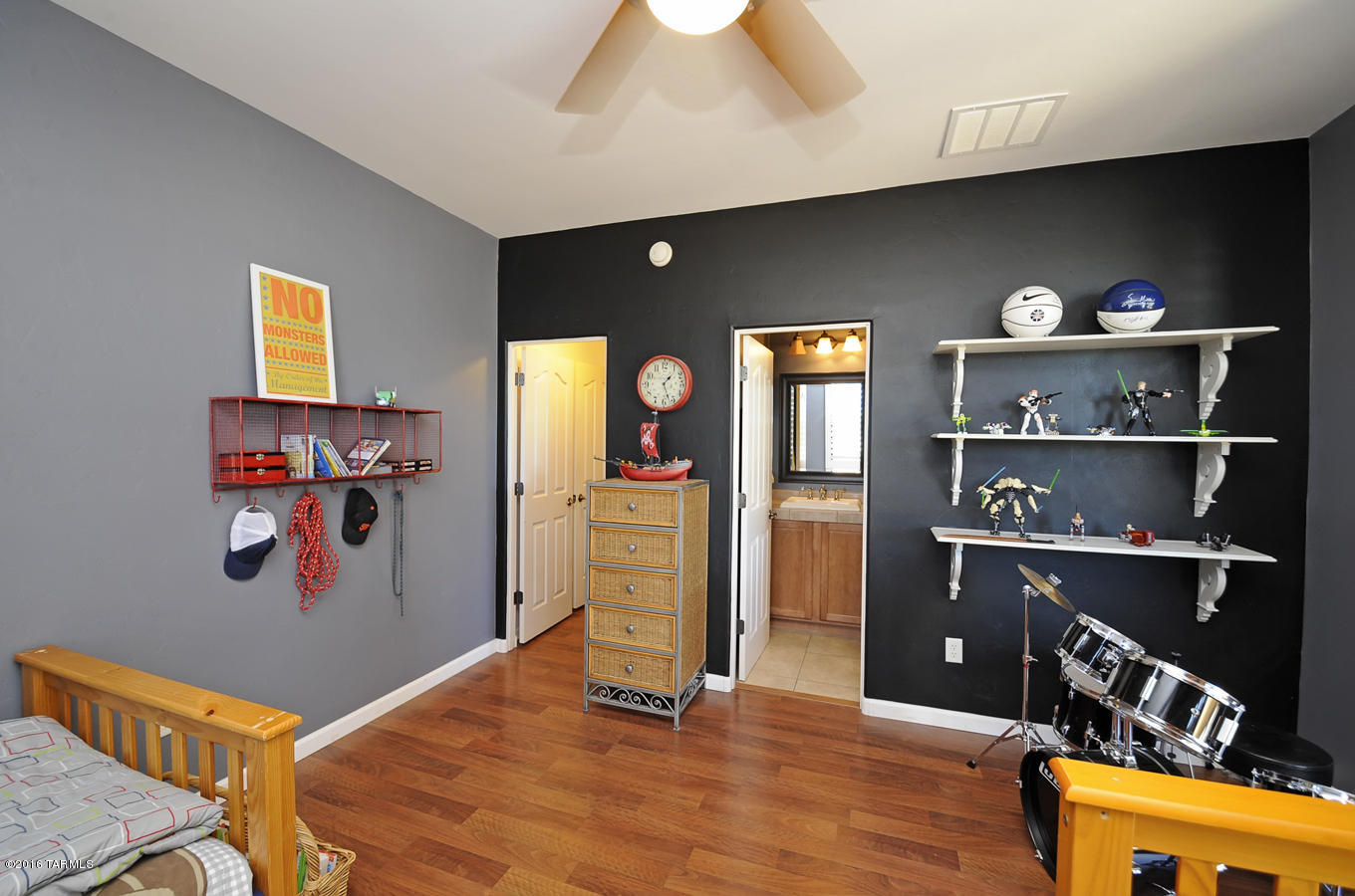 384 E Cedarvale Road