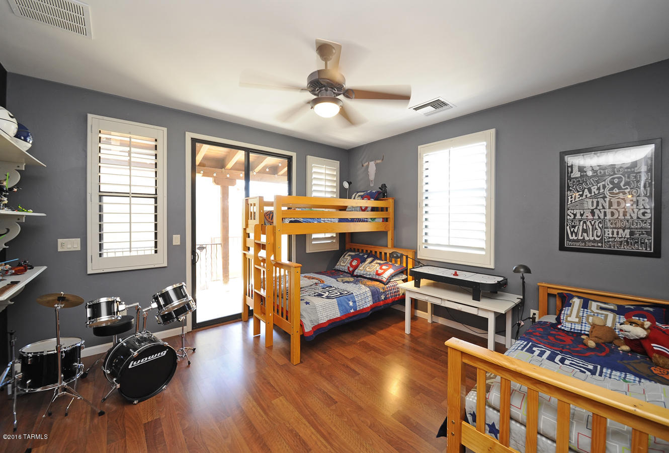 384 E Cedarvale Road