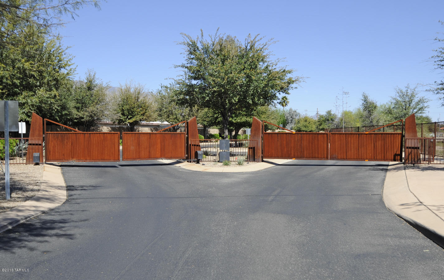 384 E Cedarvale Road