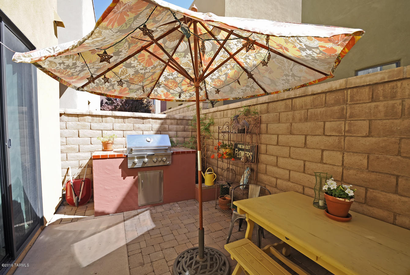 384 E Cedarvale Road