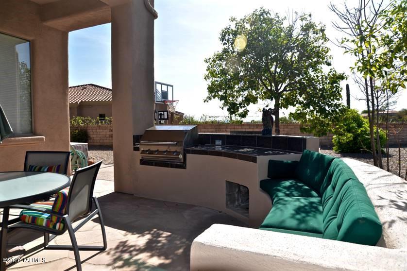 6358 N Pinnacle Ridge Drive