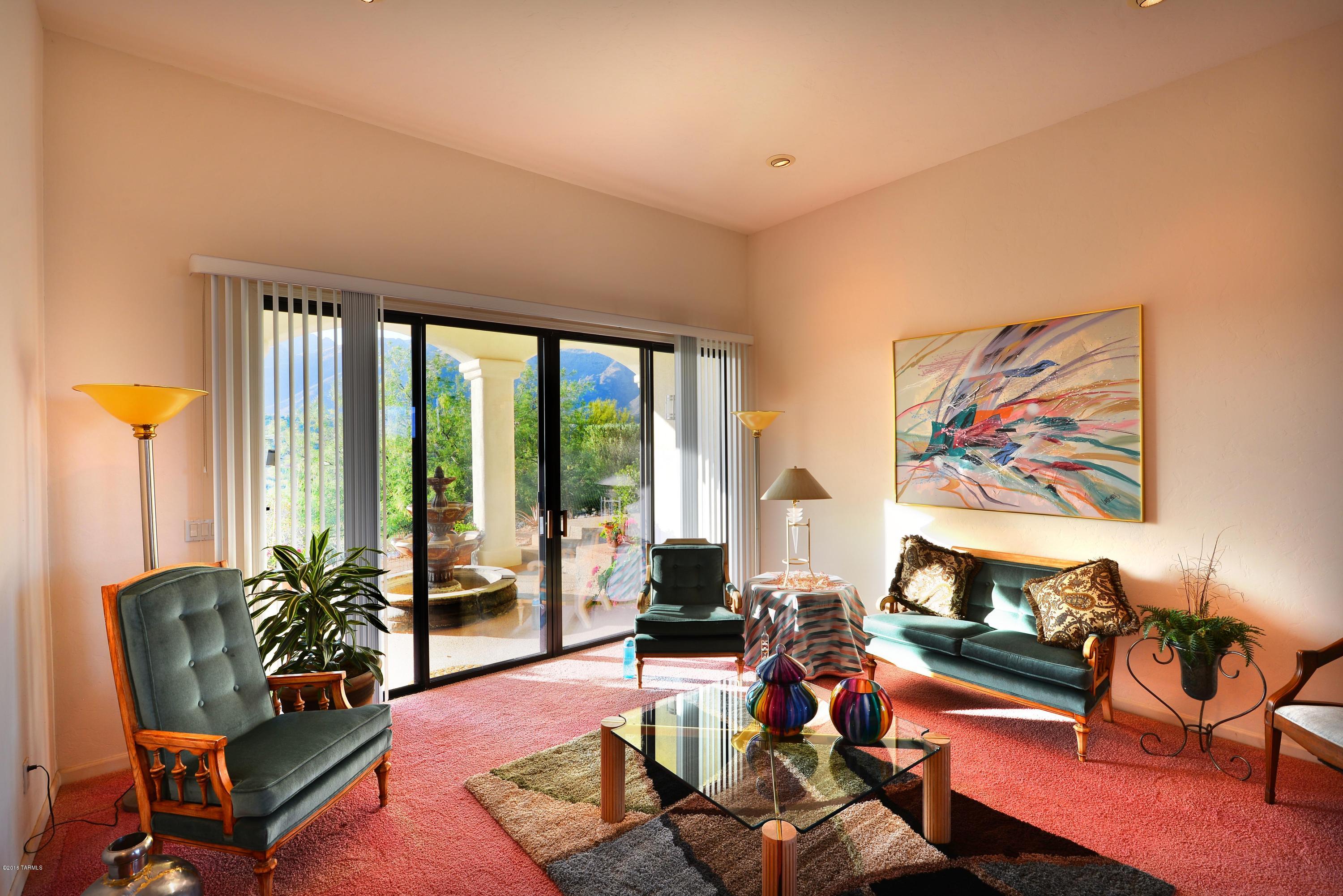 6110 E Paseo Cimarron