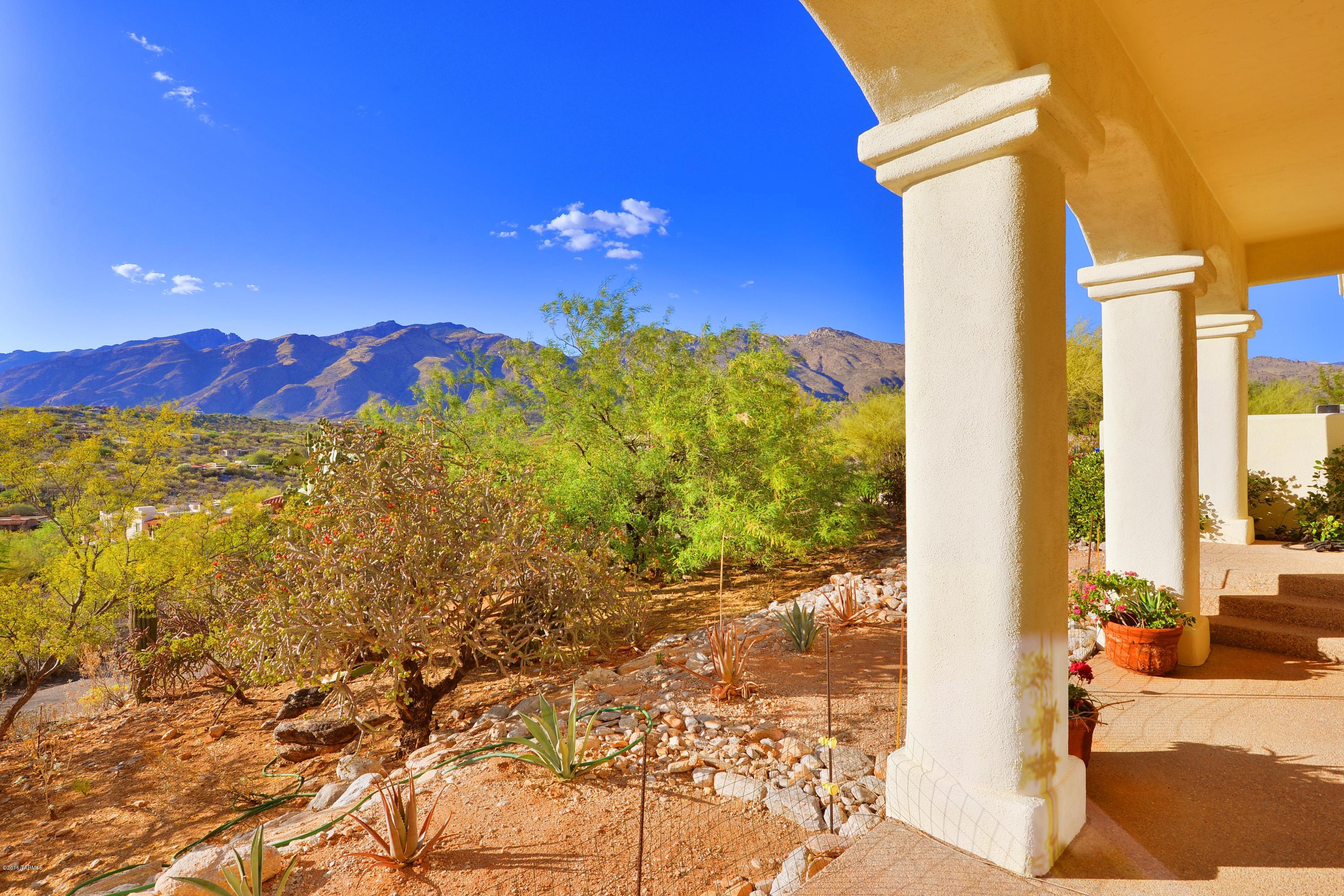 6110 E Paseo Cimarron