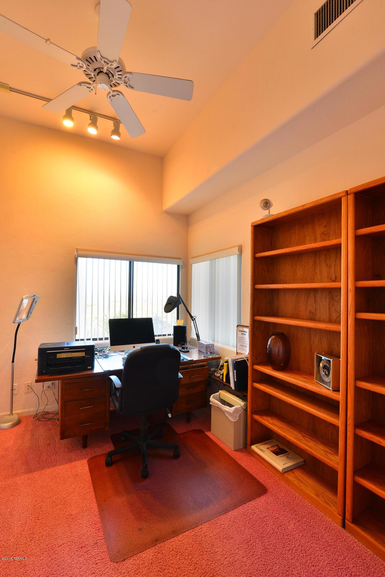 6110 E Paseo Cimarron
