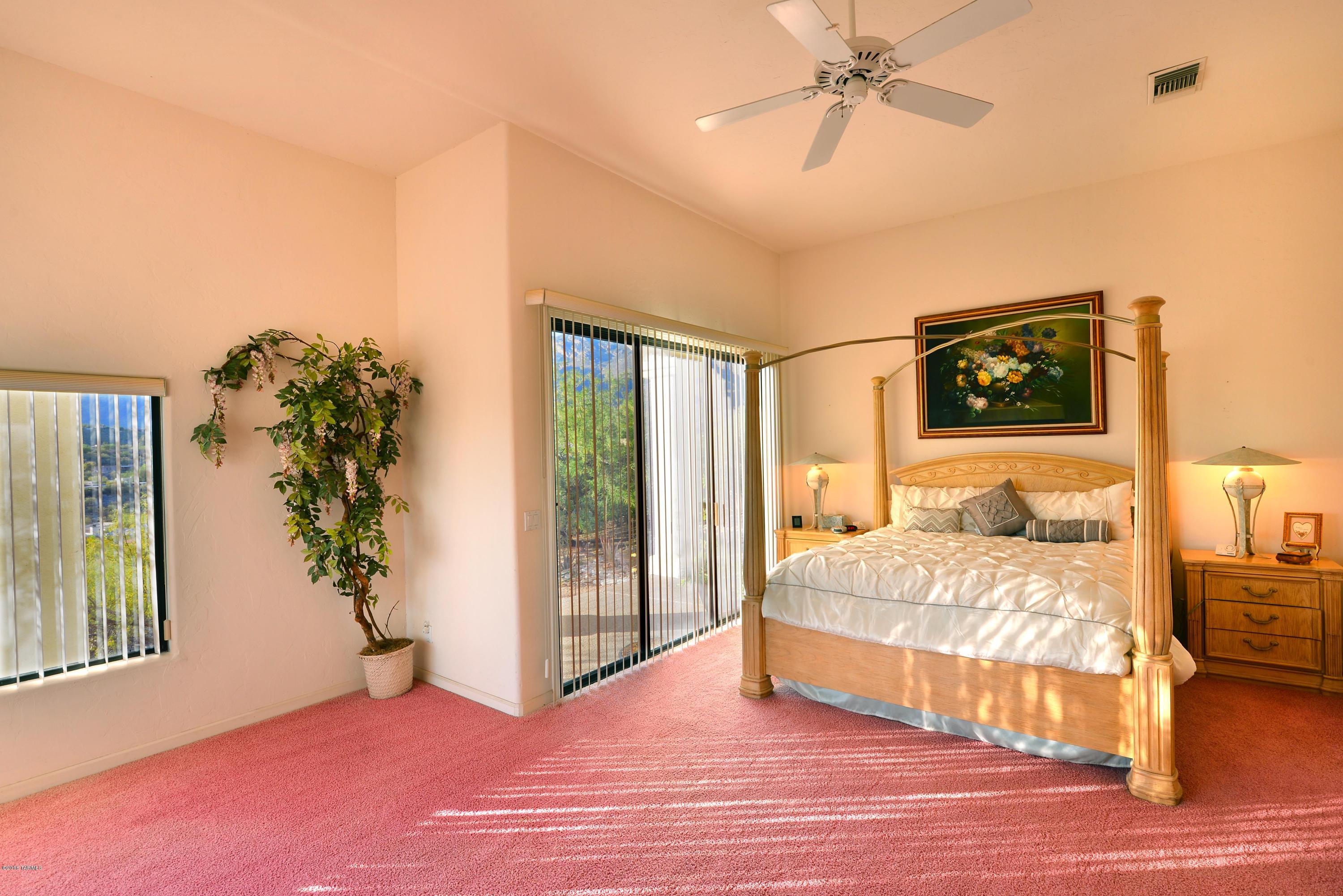 6110 E Paseo Cimarron