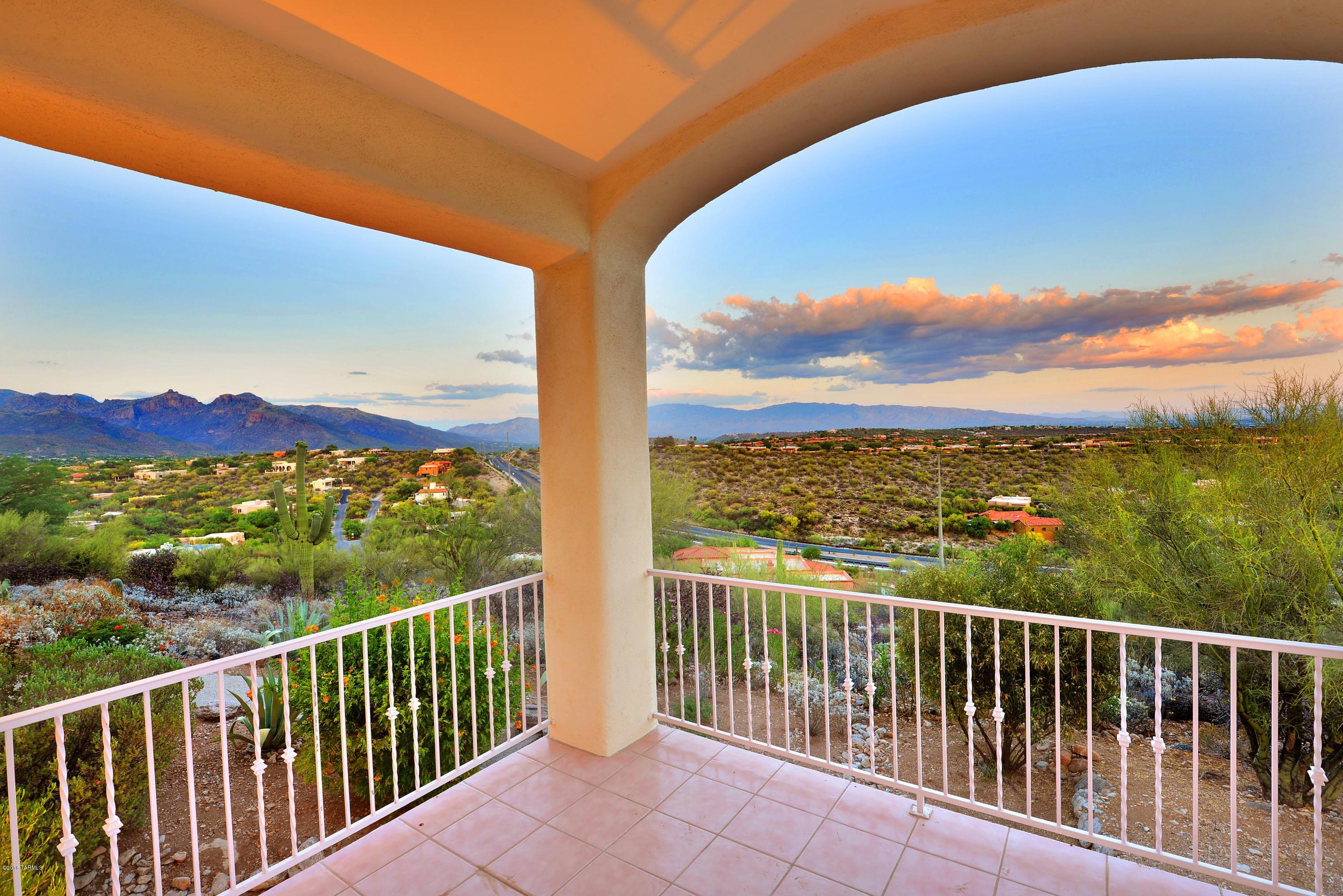 6110 E Paseo Cimarron