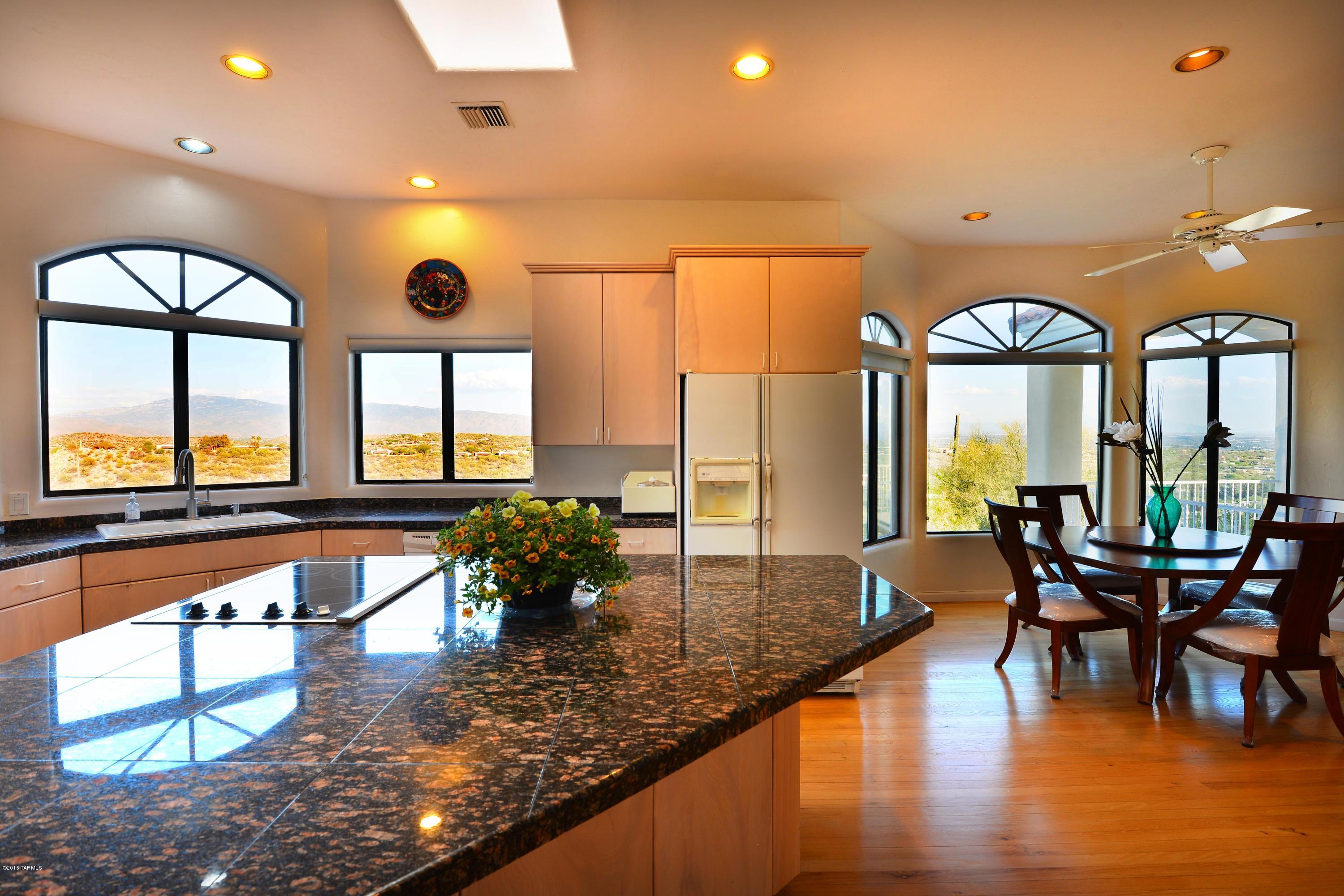 6110 E Paseo Cimarron