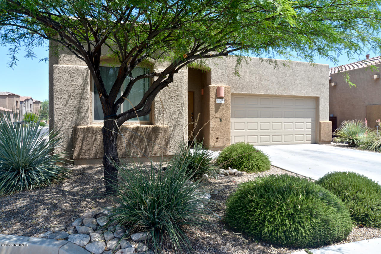 2276 W Floral Cliff Way